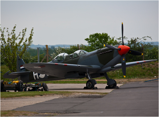 Supermarine Spitfire Mk IX SM520 